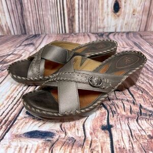 Ariat Leather Pewter Whipstitched Buckle Sandals